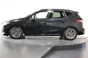 BMW 223d xDrive paddles Active Tourer