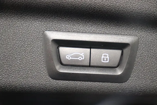 BMW 223d xDrive paddles Active Tourer