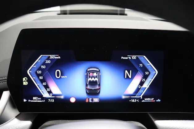 BMW 223d xDrive paddles Active Tourer