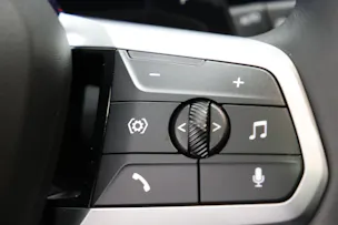 BMW 223d xDrive paddles Active Tourer