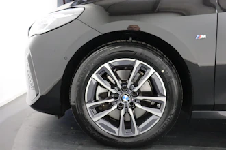 https://vehicle.imgix.net/4246369/edd76f84-8f99-4f8e-bc42-c105455eb0cc.JPG