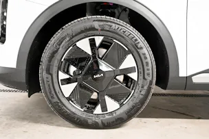 Kia Sportage 1.6 T-GDi Hybrid Power Edition