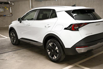 https://vehicle.imgix.net/4246377/7dae50a7-738f-441b-8bc2-ca9802a9a3ea.jpg