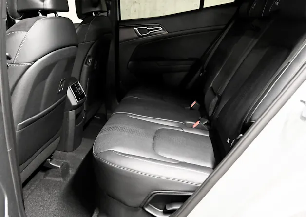 Kia Sportage 1.6 T-GDi Hybrid Power Edition