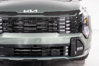 https://vehicle.imgix.net/4246382/0b6c7a38-885c-4268-93e7-97c1f649740d.jpg