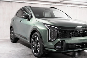 https://vehicle.imgix.net/4246382/6b6bc023-7ffa-4458-b062-25af4c45e618.jpg