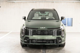 https://vehicle.imgix.net/4246382/ffd94976-7625-478e-880e-5dfd53348e86.jpg