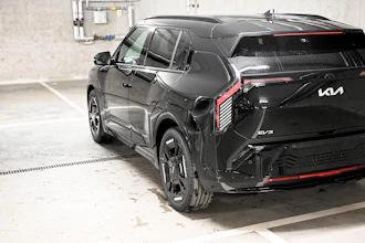 https://vehicle.imgix.net/4246389/8cc9fcfe-4b1c-4324-97db-1439587647c6.jpg