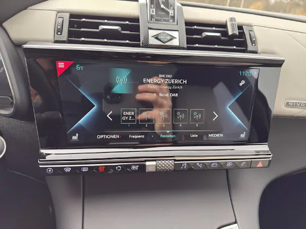 DS Automobiles 7 Crossback 1.6 E-Tense So Chic 4x4