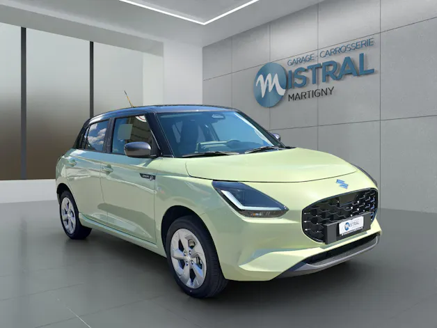 Suzuki Swift 1.2 Sakura Hybrid 4x4