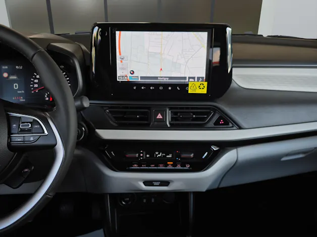 Suzuki Swift 1.2 Sakura Hybrid 4x4