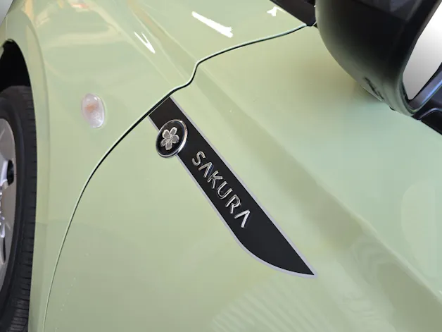 Suzuki Swift 1.2 Sakura Hybrid 4x4