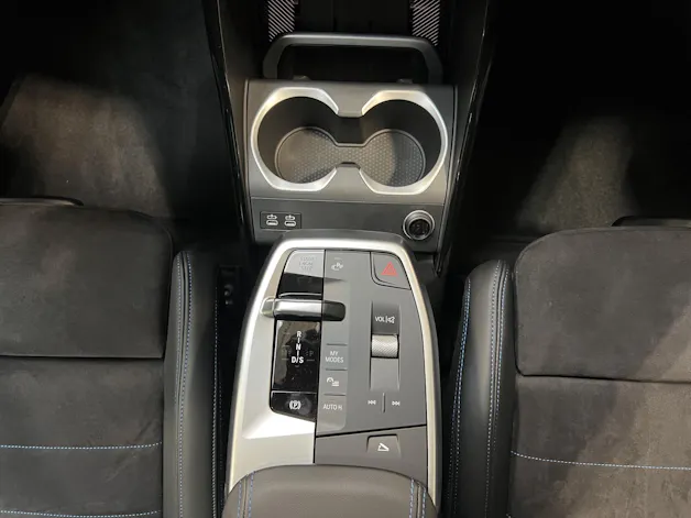BMW X1 20d xDrive paddles