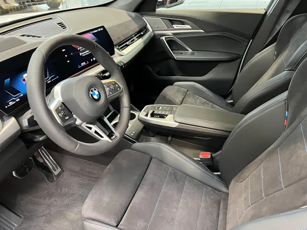 BMW X1 20d xDrive paddles