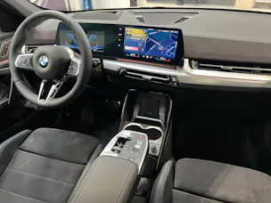 BMW X1 20d xDrive paddles