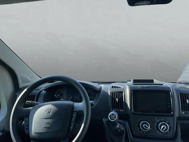 Peugeot Boxer Kaw. 330 L1H1 2.2 BlueHD