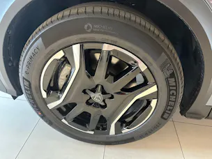Peugeot 5008 1.6 PHEV 225 GT
