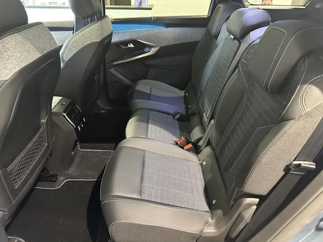 Peugeot 5008 1.6 PHEV 225 GT