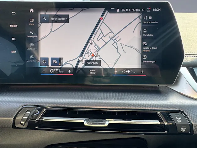 BMW 230e xDrive paddles Active Tourer