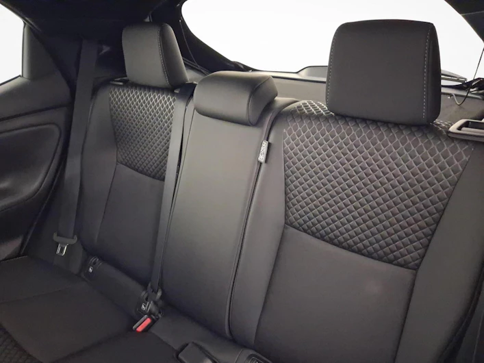 Fahrzeugbild TOYOTA YARIS