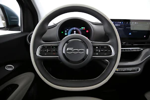 Fahrzeugbild FIAT 500 La Prima 3+1