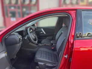 Citroën C4 Hybrid 145ch Automatique PLUS