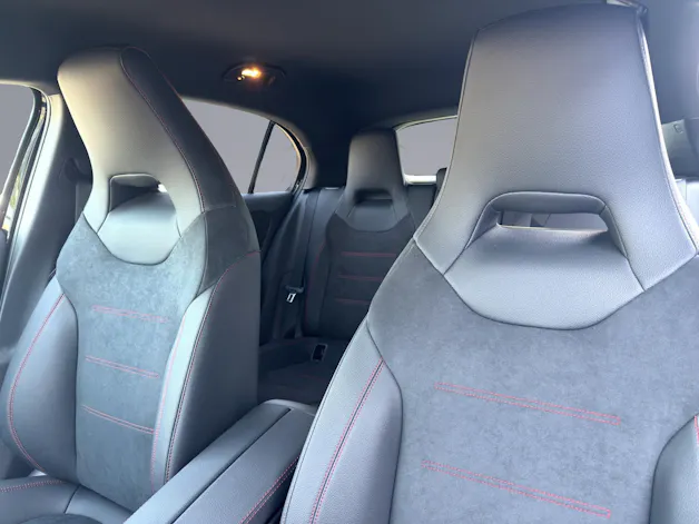 Mercedes-Benz A 220 d AMG Line