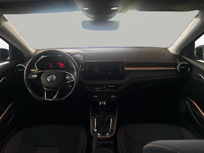 https://vehicle.imgix.net/4246724/87df6e09-72af-4220-87de-104940099774.jpg