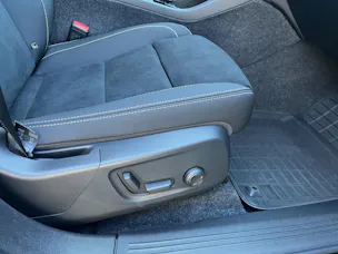 Volvo EX40 Twin Black Edition AWD