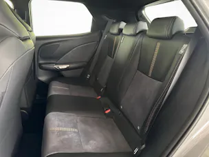 Lexus LBX 1.5 Hybrid Cool AWD