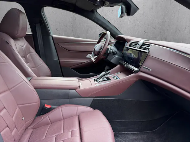 DS Automobiles 9 1.6 E-Tense Rivoli+ 4x4