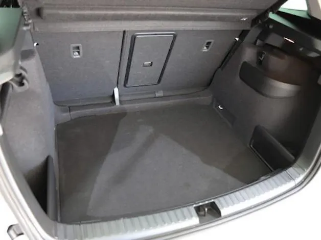 Škoda Karoq 1.5 TSI Select. DSG
