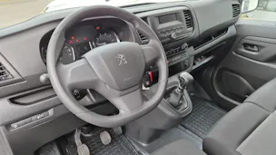 Peugeot e-Expert 50 KWh Standard Helvetia (437)