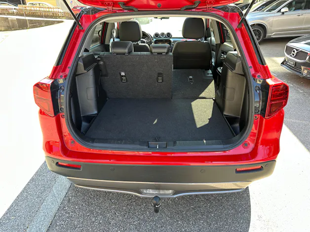 Suzuki Vitara 1.4T Compact + Hybrid