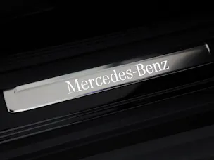MERCEDES-BENZ GLC 300 d 4Matic 9G-Tronic