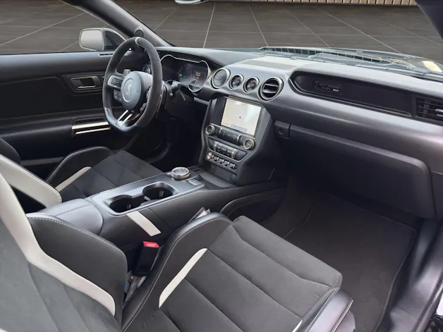 Ford Shelby GT500 Recaro