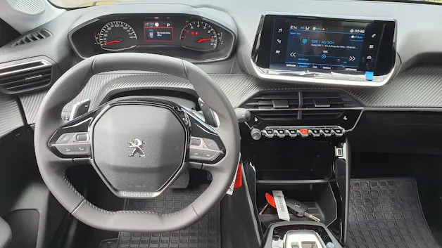 Peugeot 208 MHEV Allure Premium Helvetia (422)