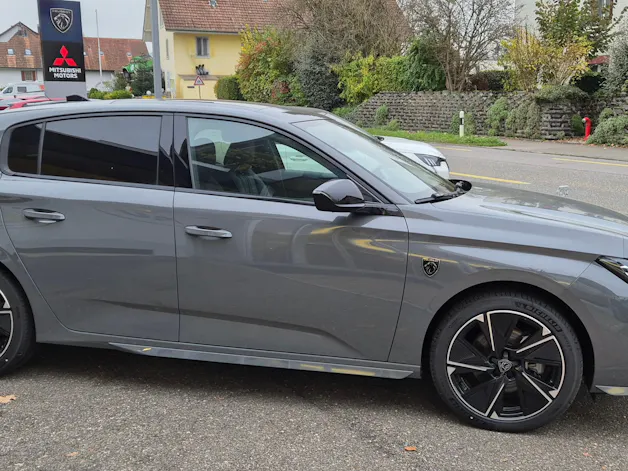 Peugeot 308 PHEV GT Helvetia (411)