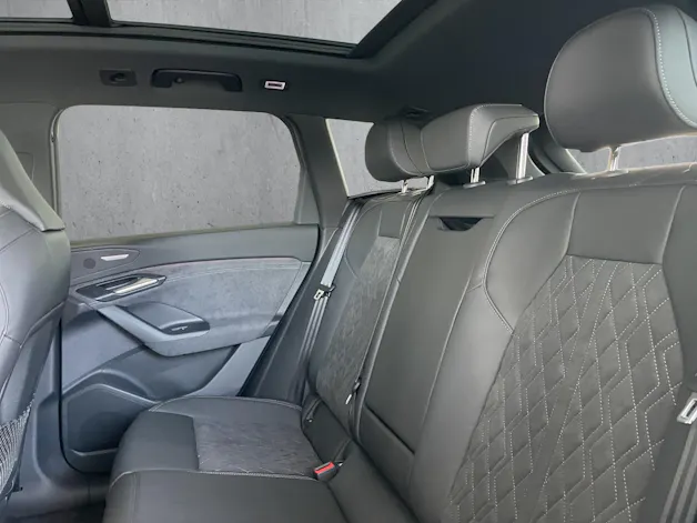 Audi Q6 e-tron quattro