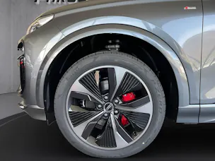 Audi Q6 e-tron quattro