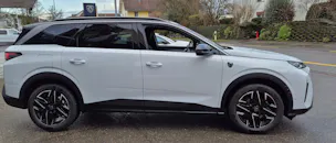 Peugeot 5008 4x4 GT Exclusive / Helvetia