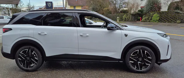 Peugeot 5008 4x4 GT Exclusive / Helvetia