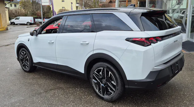 Peugeot 5008 4x4 GT Exclusive / Helvetia