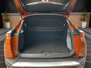 Peugeot 2008 1.2 PT Act.Pack EAT8