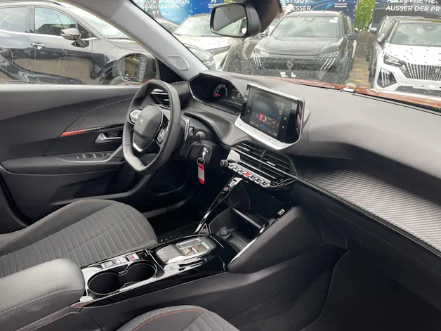 Peugeot 2008 1.2 PT Act.Pack EAT8
