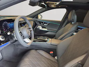 Mercedes-Benz E 400 e 4Matic 9G-Tronic
