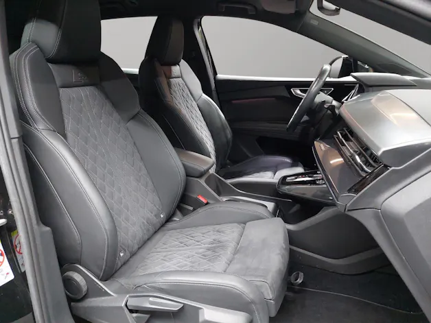Audi Q4 e-tron 50 quattro