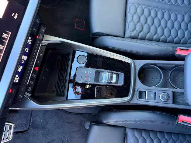 Audi RS3 Limousine 2.5 TSI quattro S-tronic