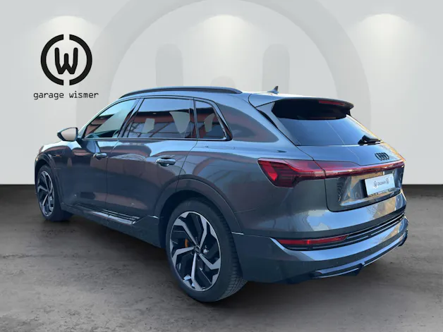Audi e-tron 55 S Line Black Edition quattro