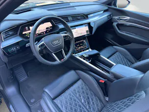 Audi e-tron 55 S Line Black Edition quattro